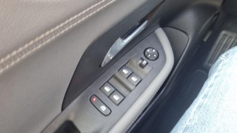 Opel Mokka usata a Savona (11)