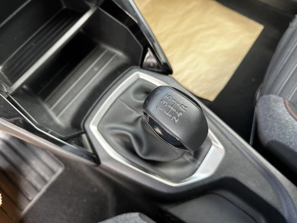 Peugeot 208 usata a Torino (13)