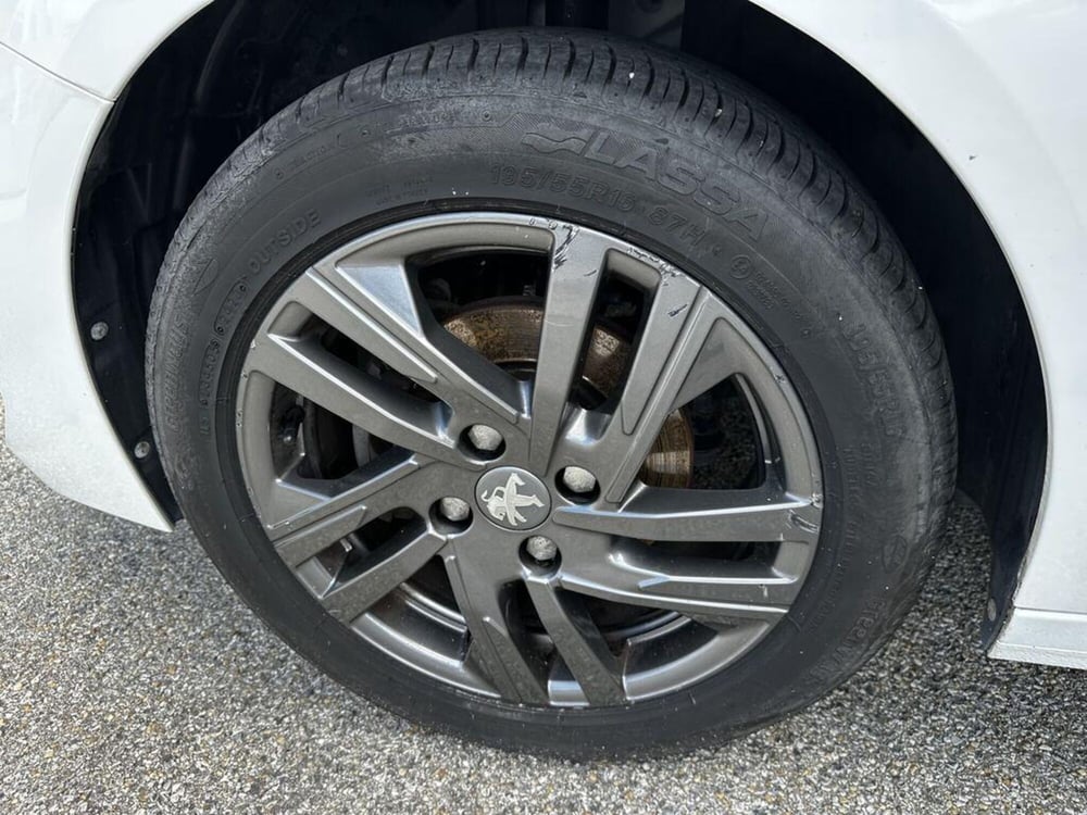 Peugeot 208 usata a Torino (5)