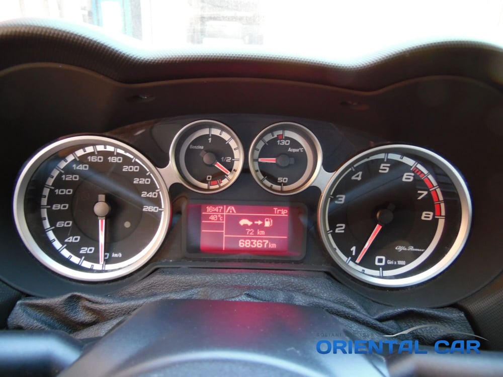 Alfa Romeo MiTo usata a La Spezia (11)