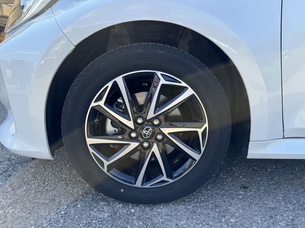 Toyota Yaris usata a Como (13)