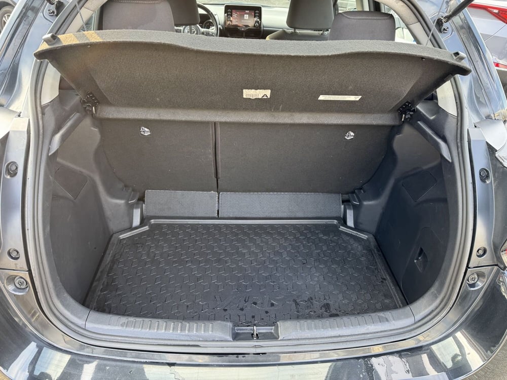Toyota Yaris usata a Como (11)
