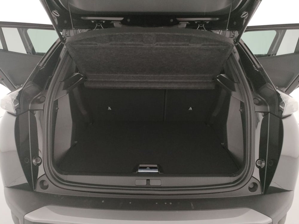 Peugeot 2008 nuova a Caserta (7)