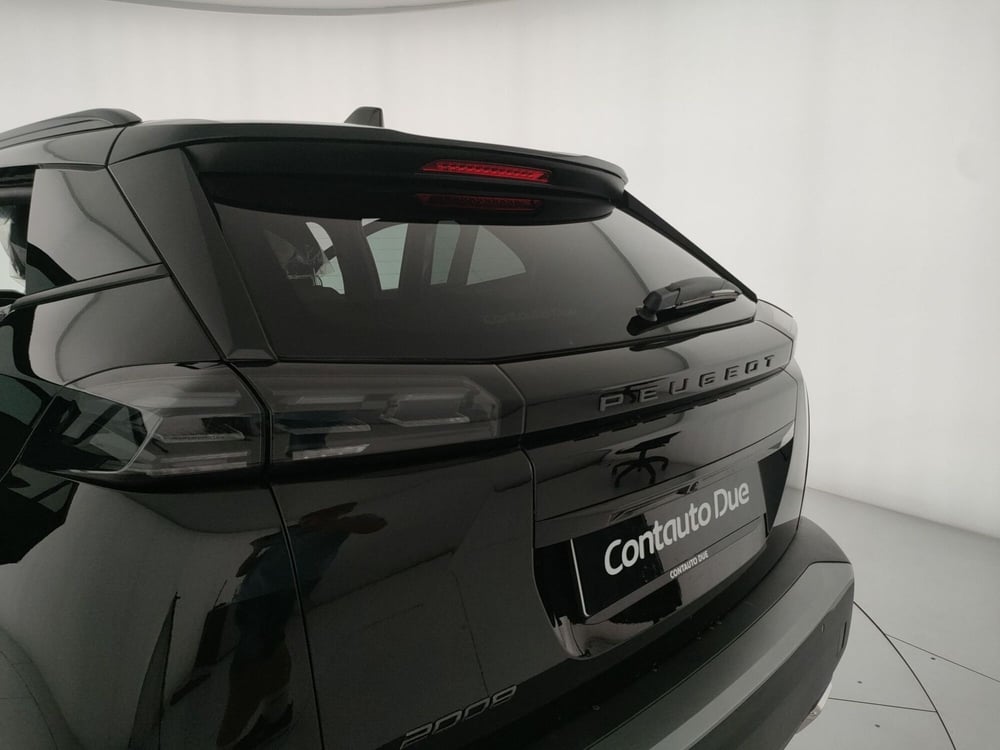 Peugeot 2008 nuova a Caserta (8)