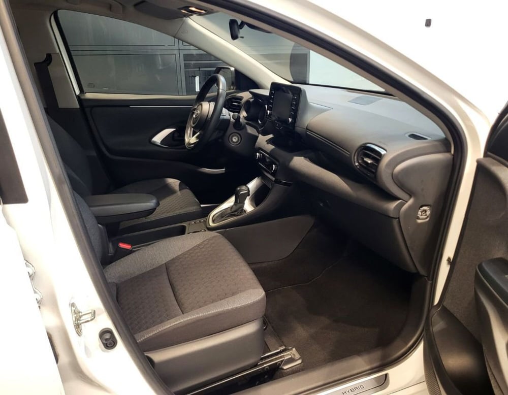 Toyota Yaris usata a Ferrara (12)