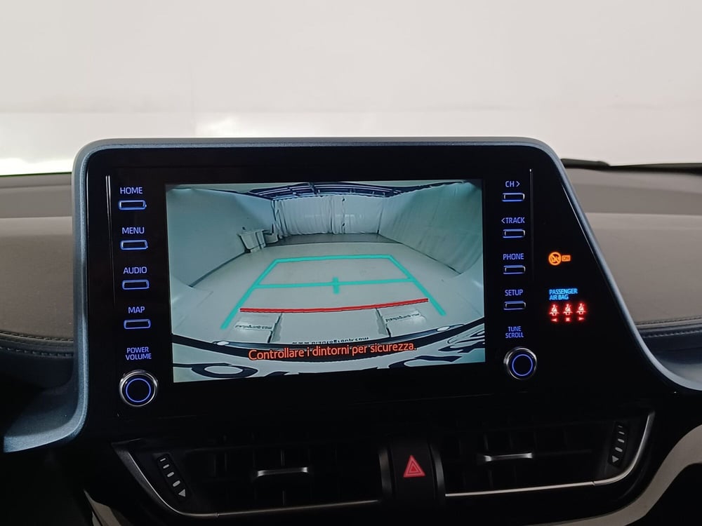 Toyota Toyota C-HR usata a Alessandria (16)