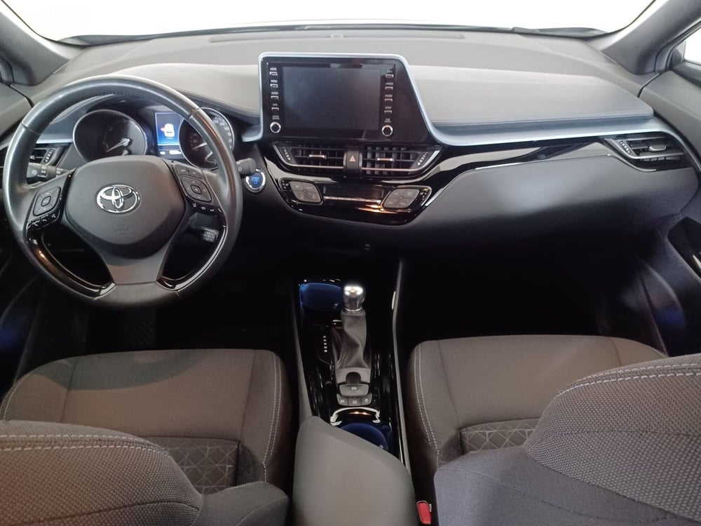 Toyota Toyota C-HR usata a Alessandria (8)