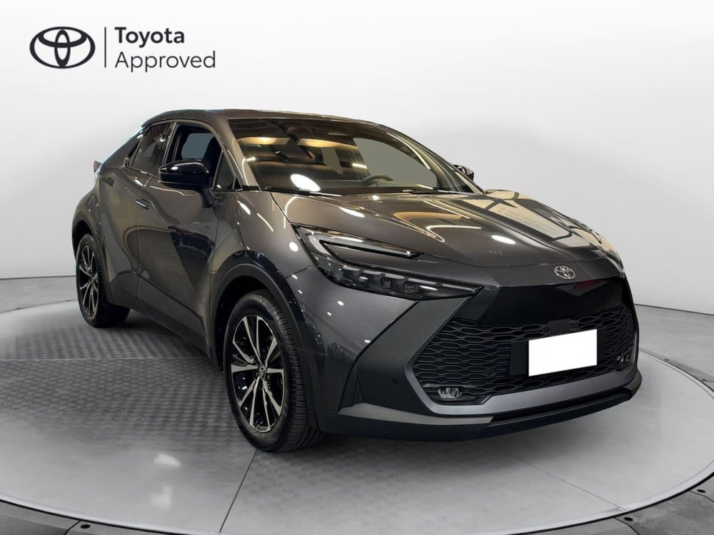 Toyota Toyota C-HR usata a Brescia (3)