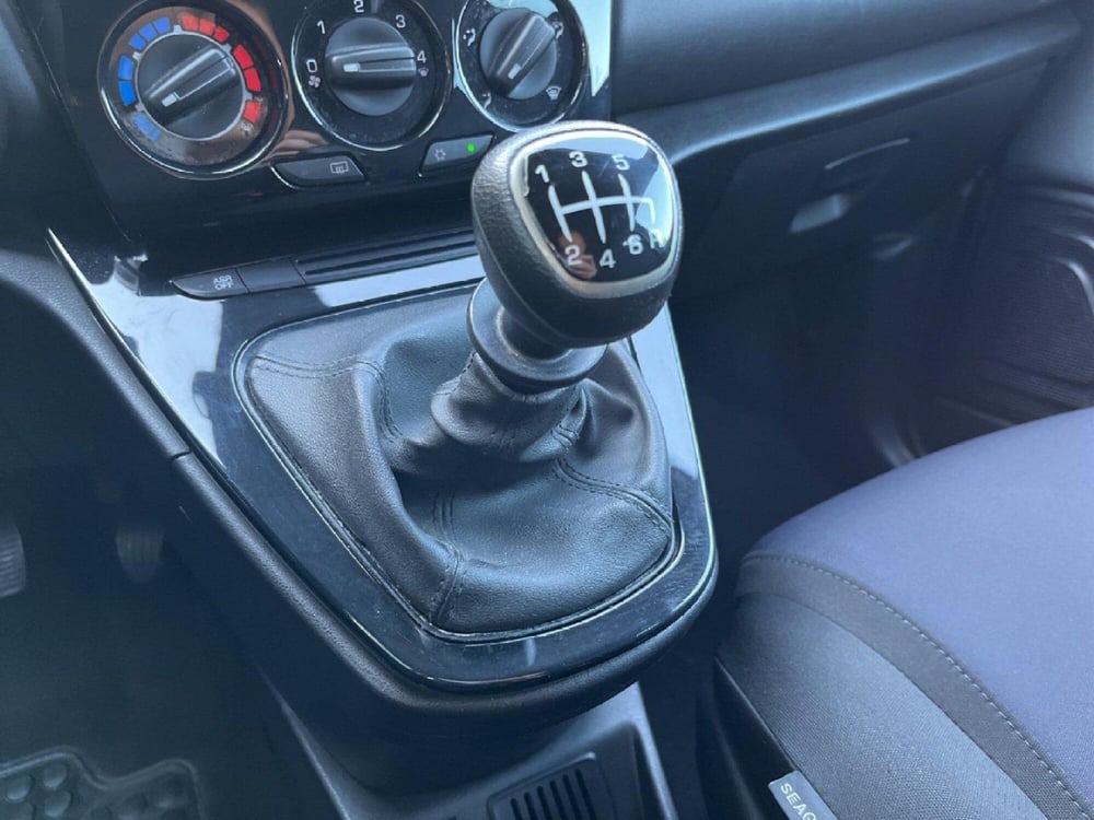 Lancia Ypsilon usata a Torino (15)