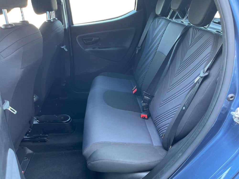 Lancia Ypsilon usata a Torino (9)