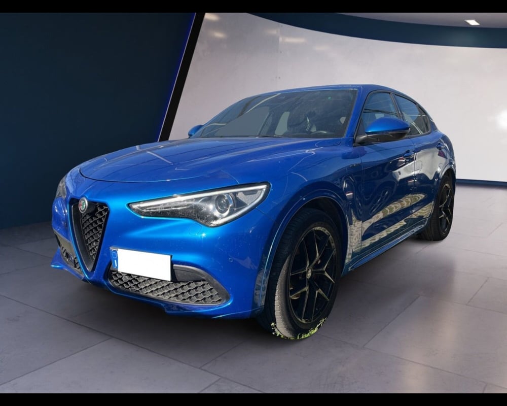 Alfa Romeo Stelvio usata a Torino (6)