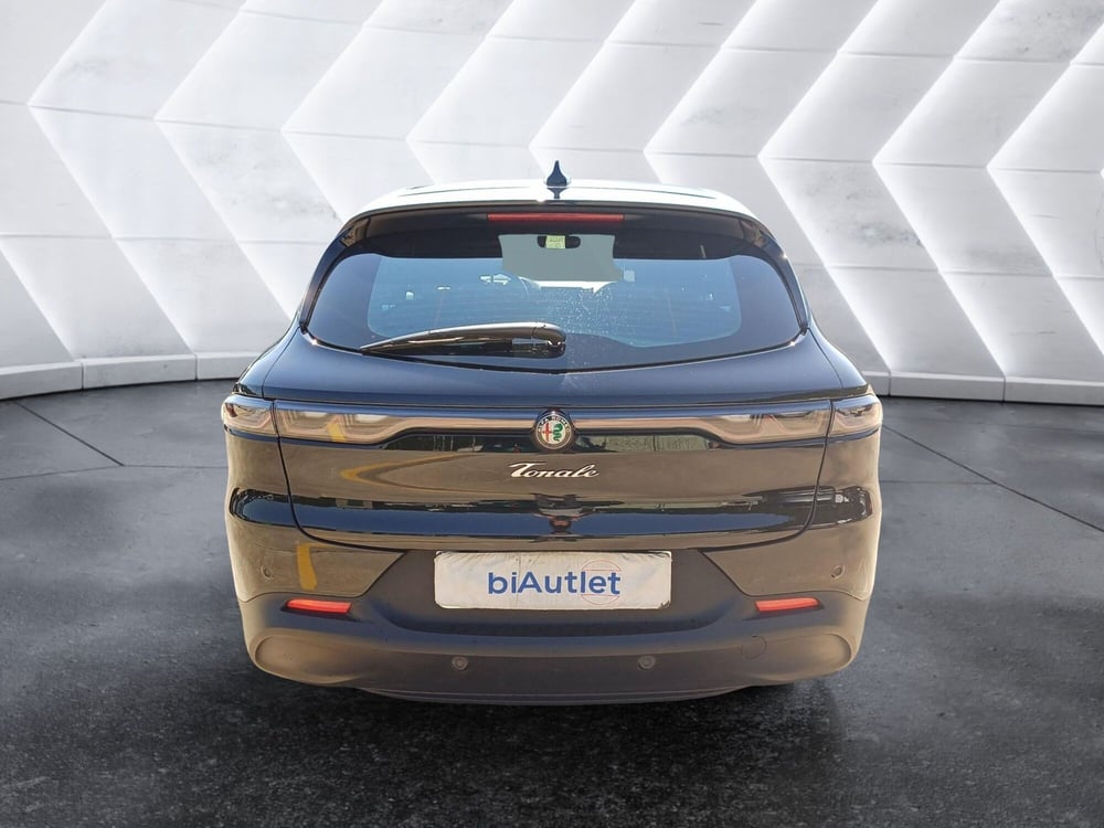 Alfa Romeo Tonale usata  (3)