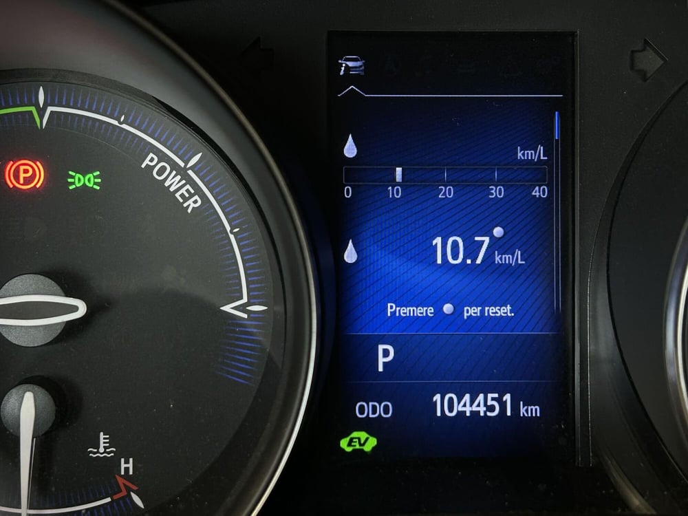 Toyota Toyota C-HR usata a Milano (13)