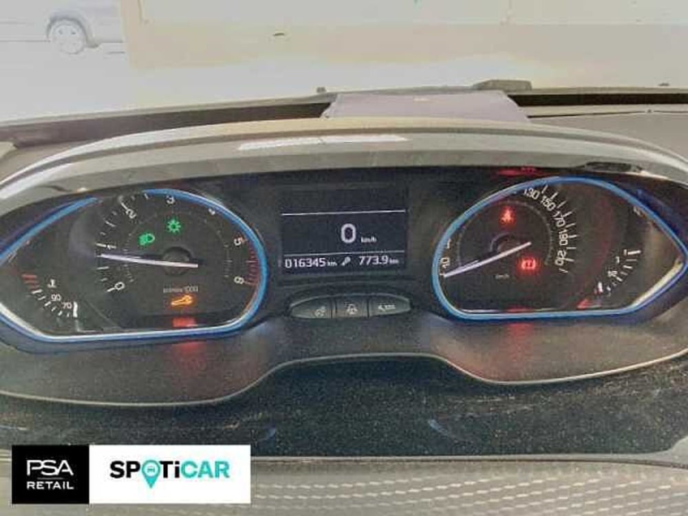 Peugeot 2008 usata a Milano (9)