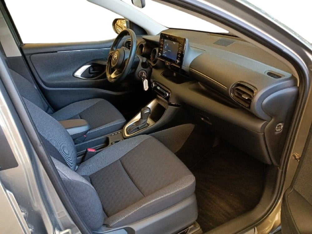 Toyota Yaris usata a Milano (6)