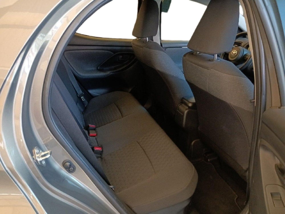 Toyota Yaris usata a Milano (8)