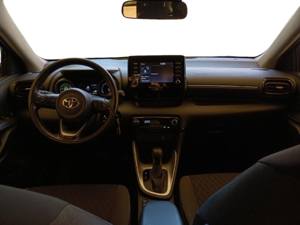 Toyota Yaris usata a Milano (9)