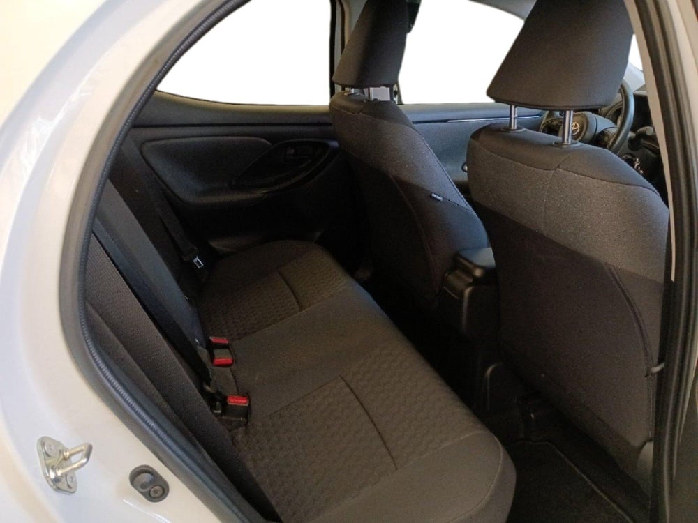 Toyota Yaris usata a Milano (8)