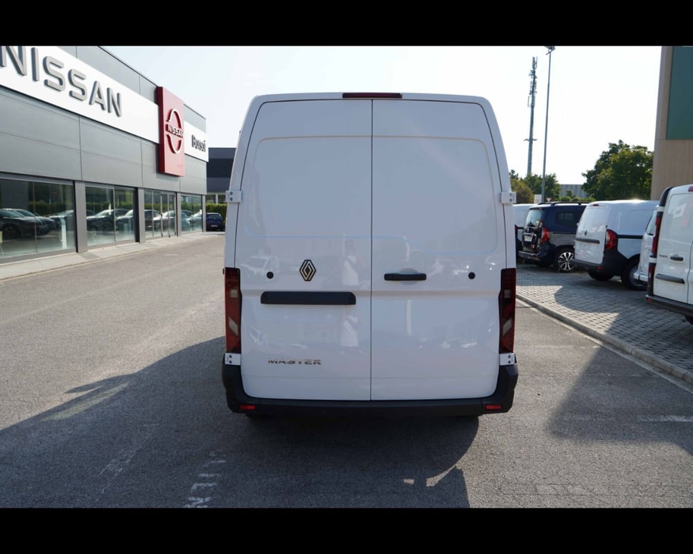Renault Master Furgone nuova a Venezia (4)