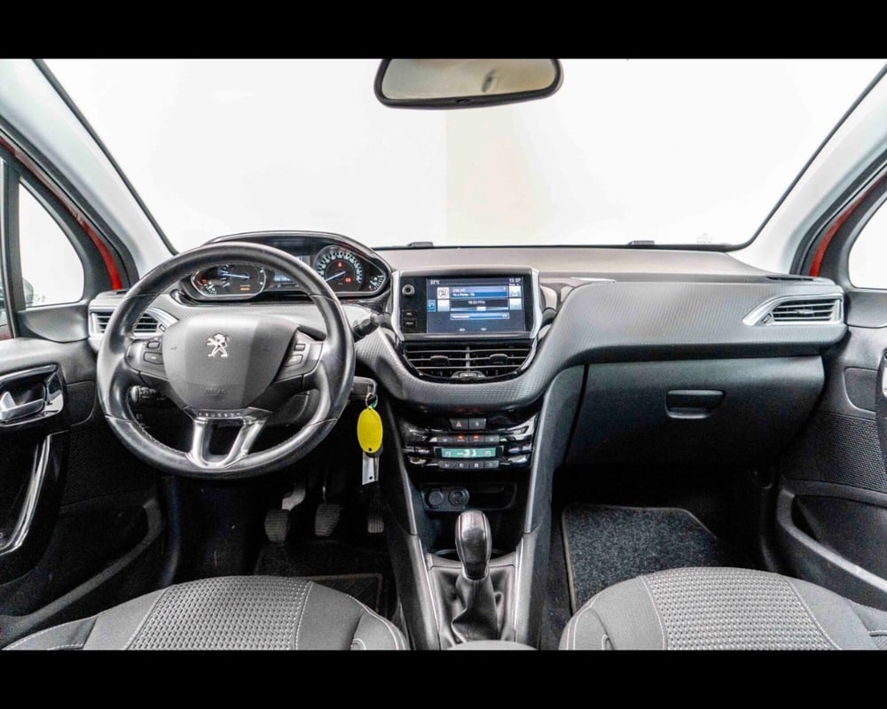 Peugeot 208 usata a Venezia (10)