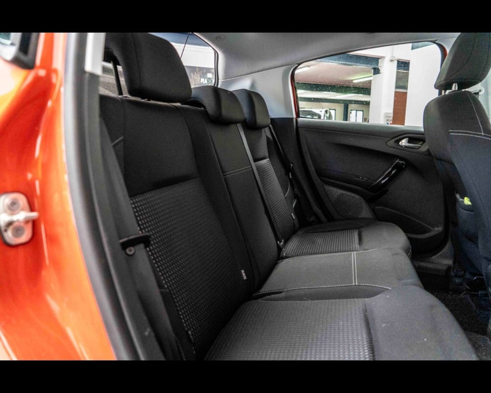 Peugeot 208 usata a Venezia (14)