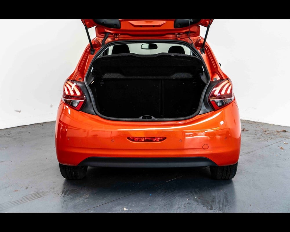 Peugeot 208 usata a Venezia (16)