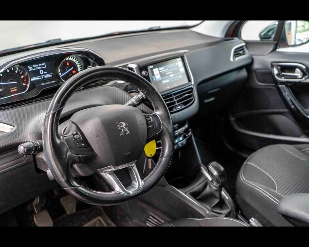 Peugeot 208 usata a Venezia (19)