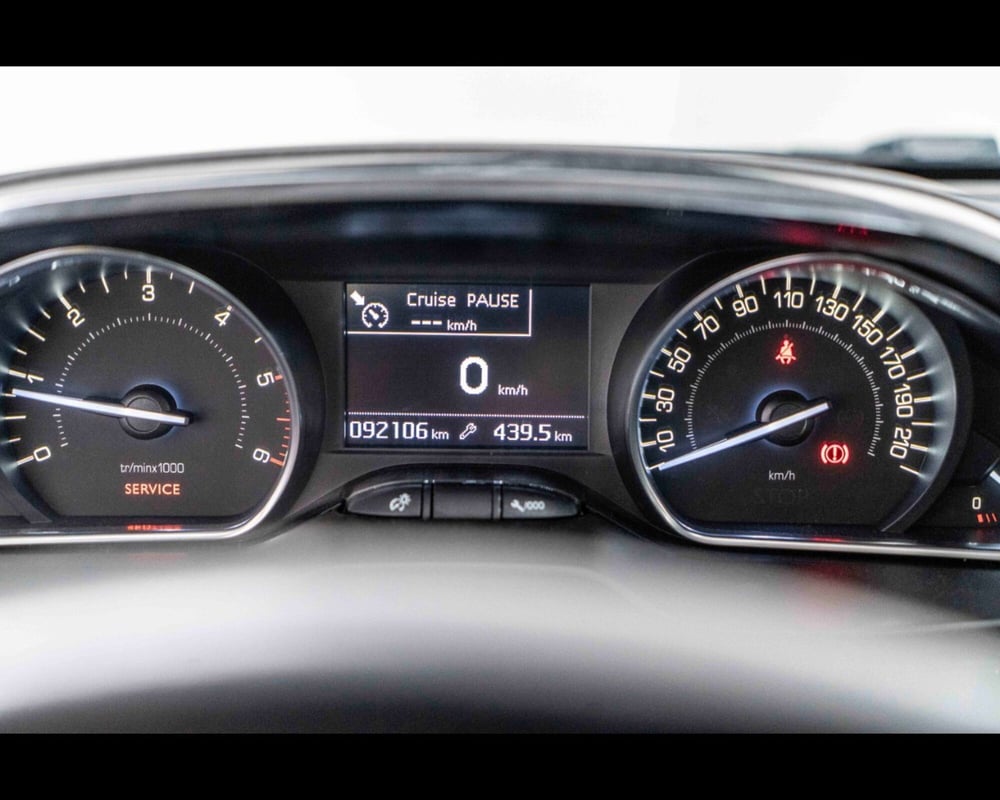 Peugeot 208 usata a Venezia (20)