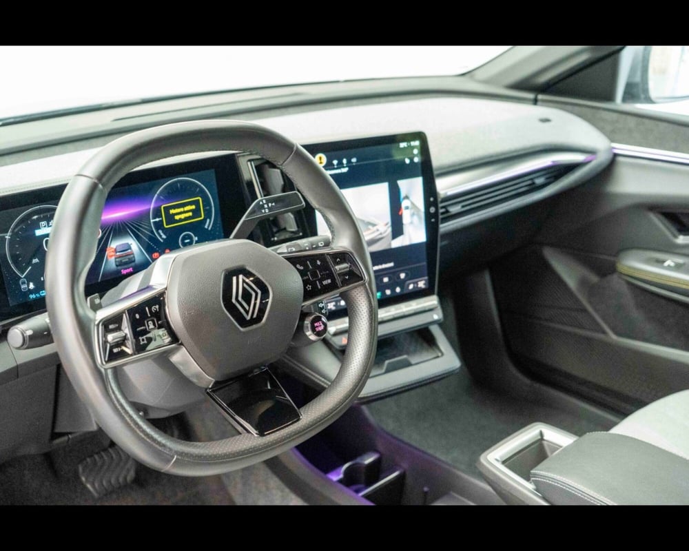 Renault Megane E-Tech Electric usata a Venezia (20)