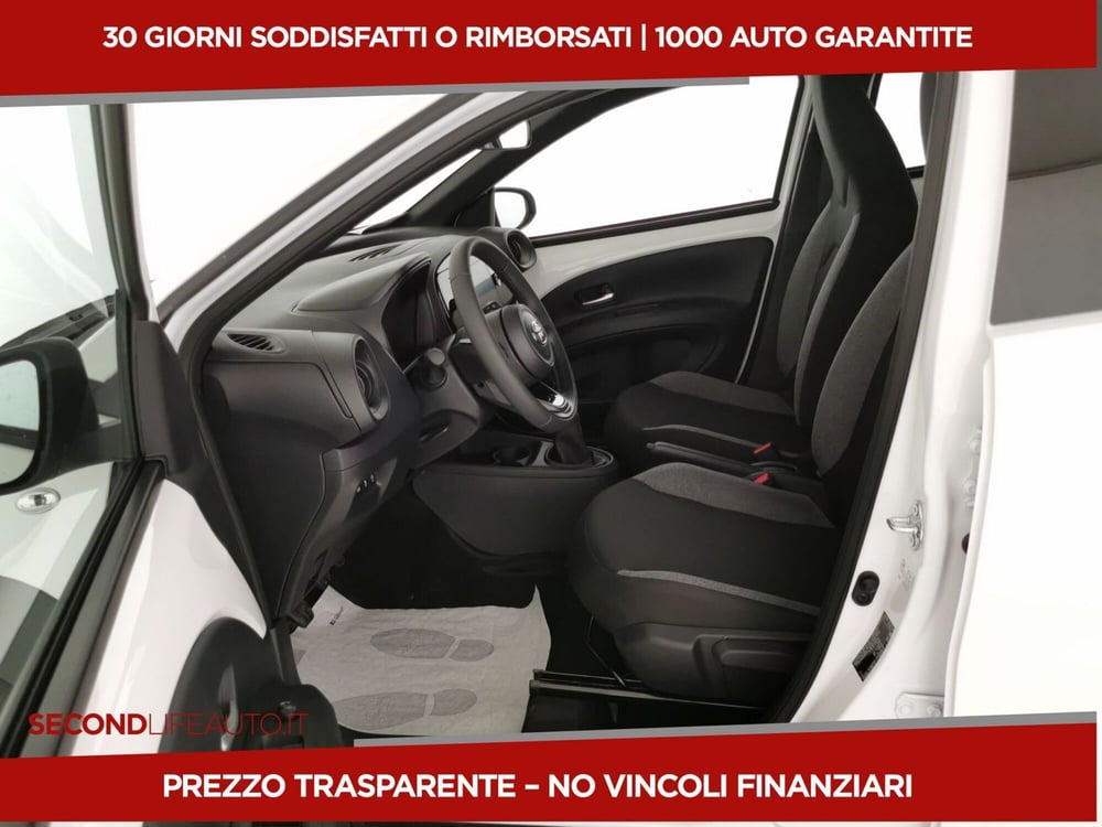 Toyota Aygo X nuova a Chieti (5)