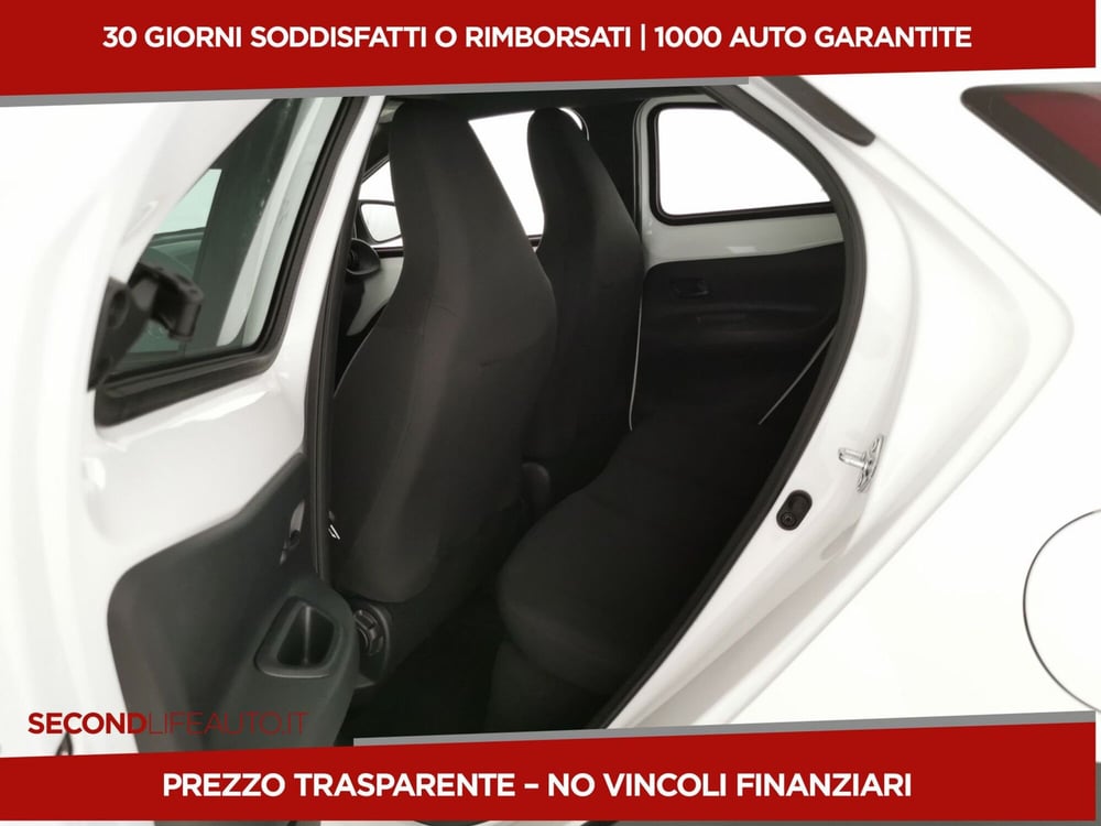Toyota Aygo X nuova a Chieti (6)