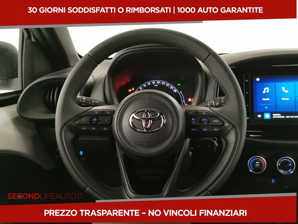 Toyota Aygo X nuova a Chieti (9)