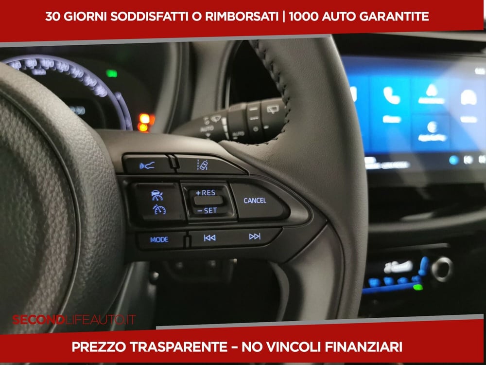 Toyota Aygo X nuova a Chieti (11)