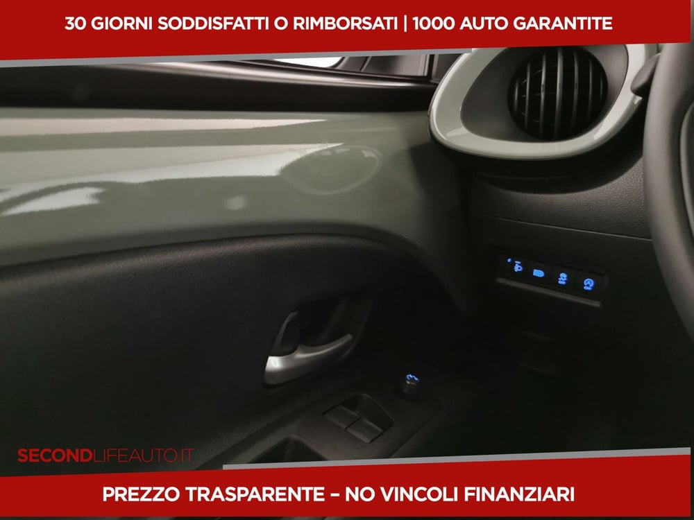 Toyota Aygo X nuova a Chieti (17)