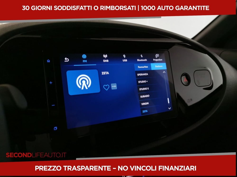 Toyota Aygo X nuova a Chieti (19)