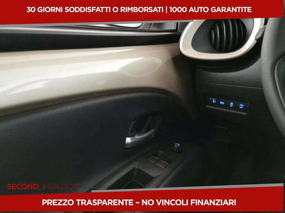 Toyota Aygo X nuova a Chieti (19)