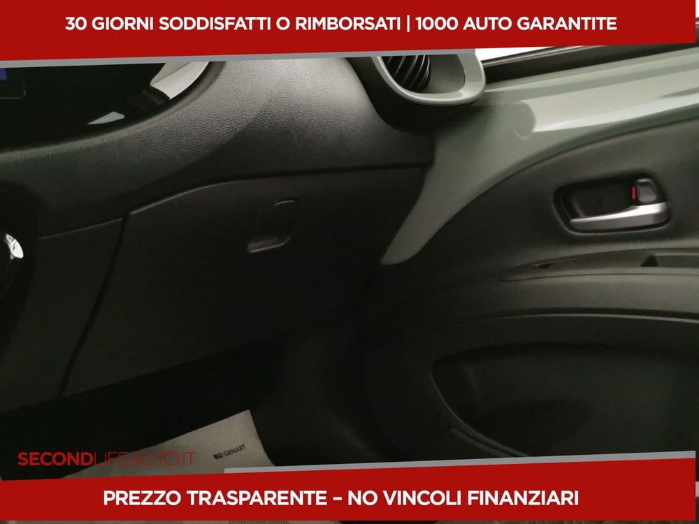 Toyota Aygo X nuova a Roma (19)
