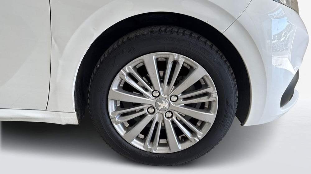Peugeot 208 usata a Viterbo (17)