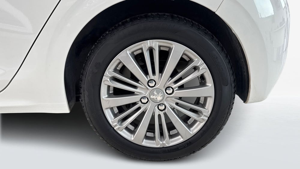 Peugeot 208 usata a Viterbo (18)