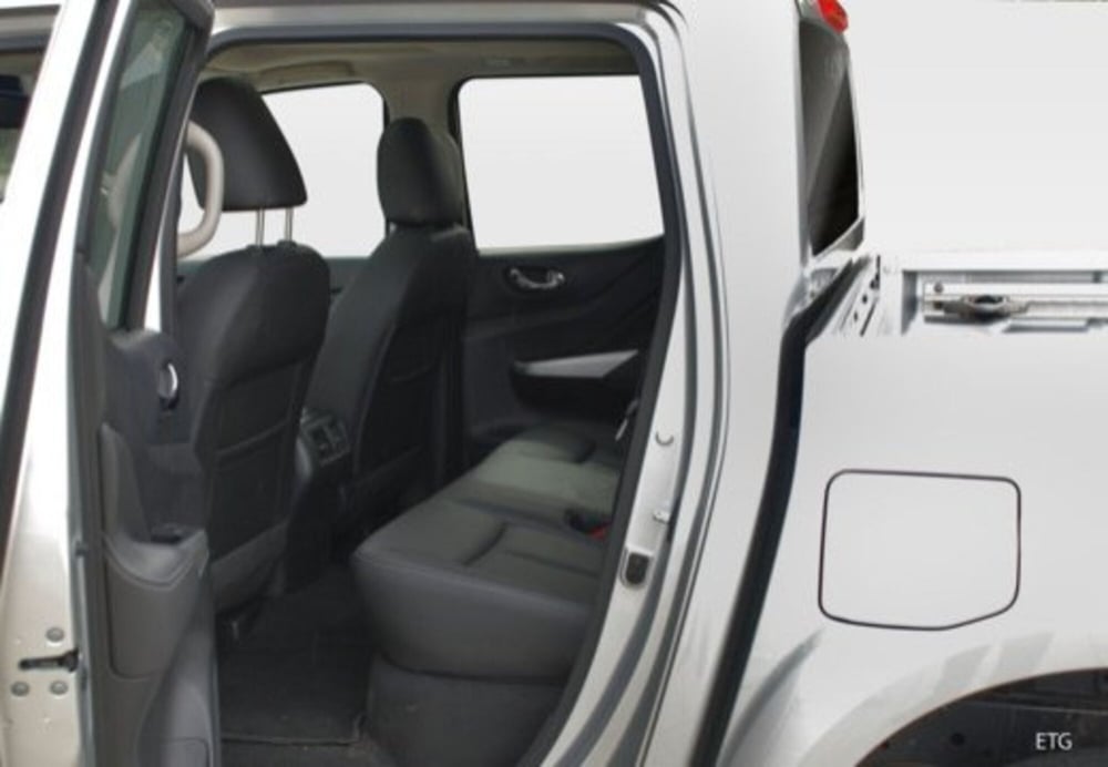 Nissan Navara usata a Reggio Emilia (9)