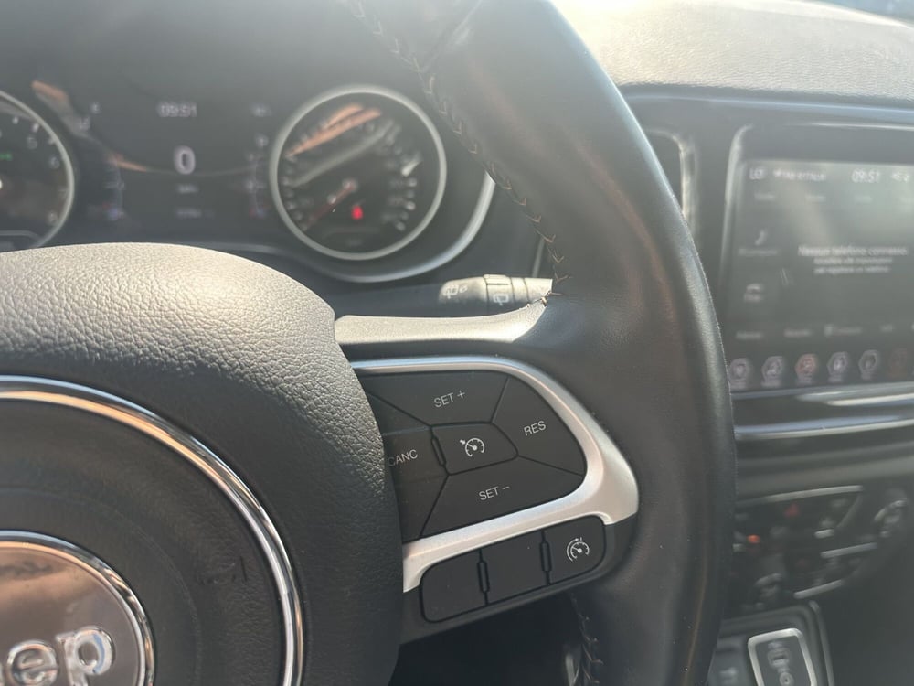 Jeep Compass usata a Milano (20)