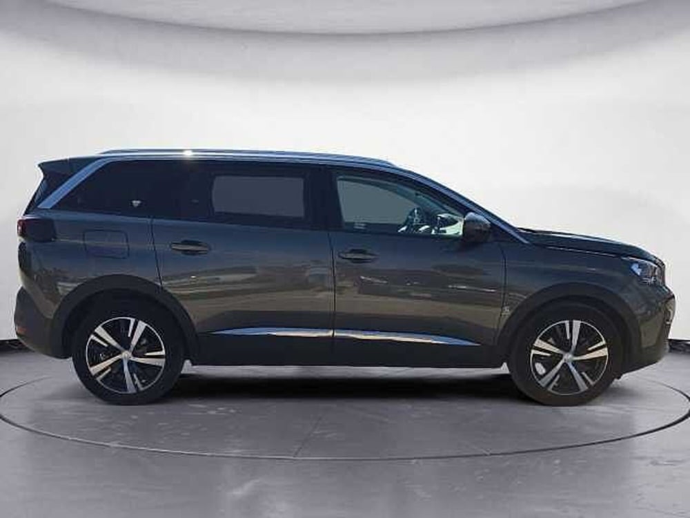Peugeot 5008 usata a Ragusa (9)