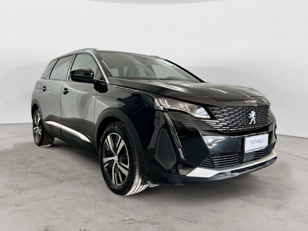 Peugeot 5008 usata a Bari
