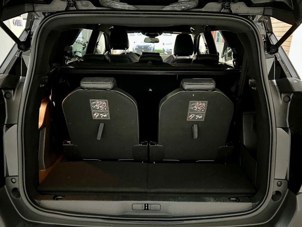 Peugeot 5008 usata a Bari (11)