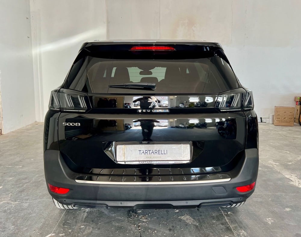 Peugeot 5008 usata a Bari (8)