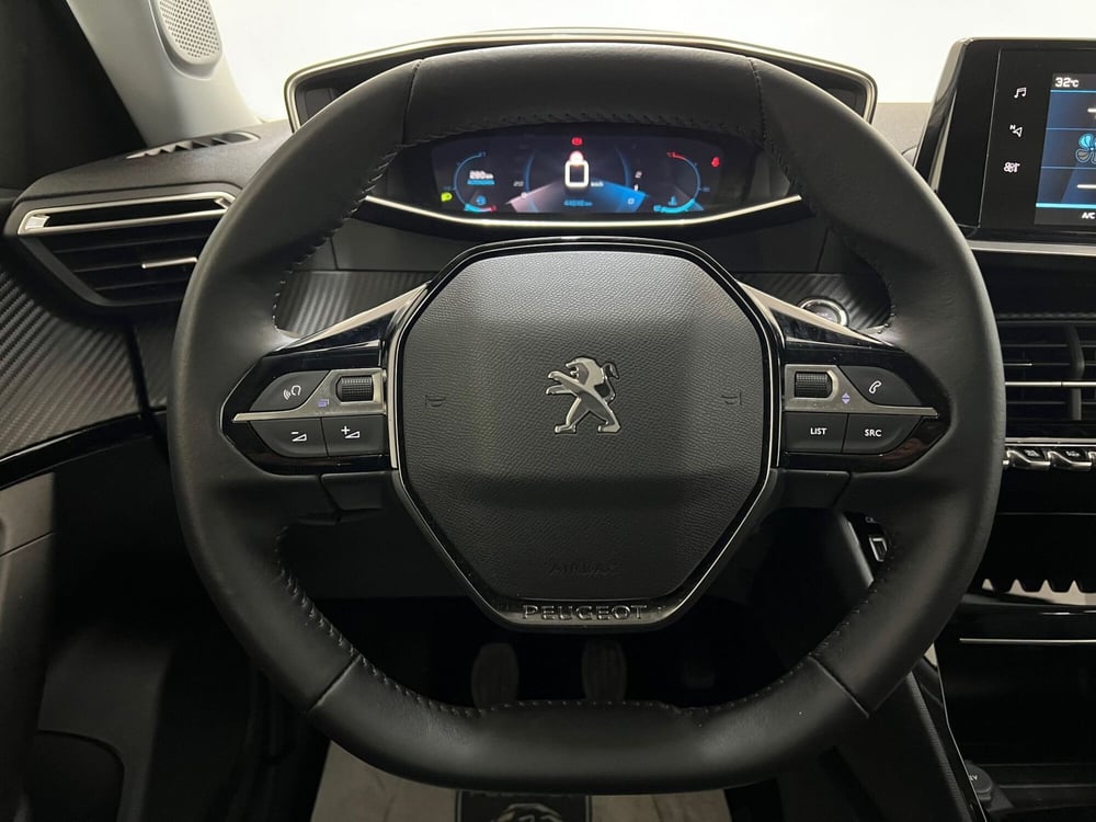 Peugeot 2008 usata a Bari (19)