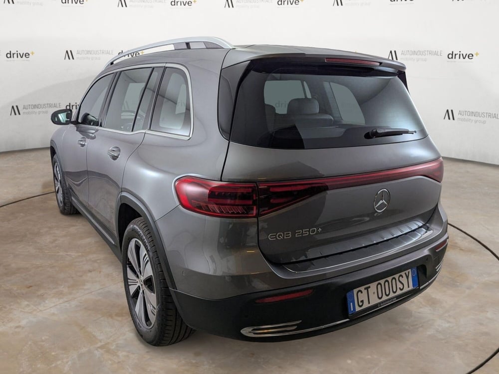 Mercedes-Benz EQB usata a Bolzano (3)