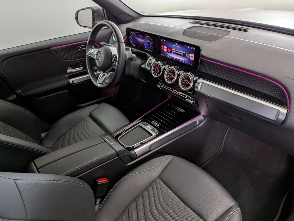 Mercedes-Benz EQB usata a Bolzano (9)