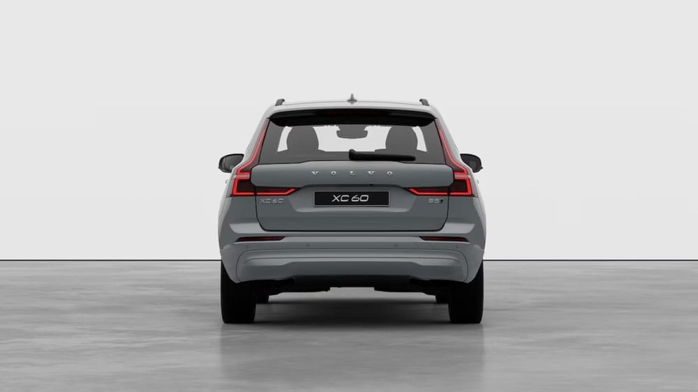 Volvo XC60 nuova a Como (4)