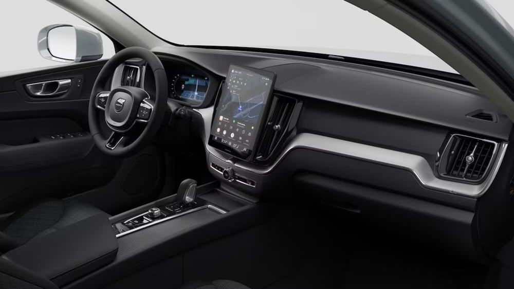 Volvo XC60 nuova a Como (7)